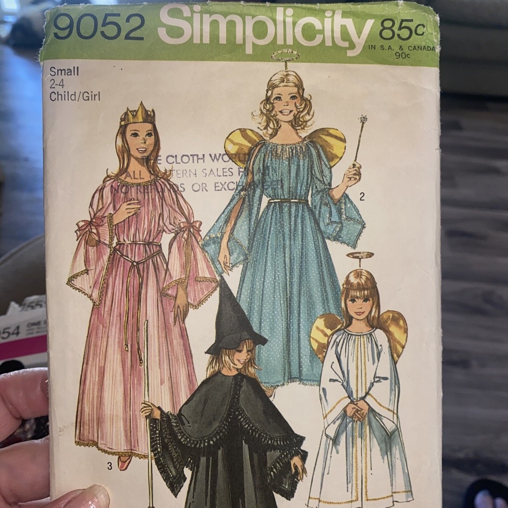 Simplicity 9052 Sewing Pattern Child Princess Witch Fairy Angel Costume Size 2-4